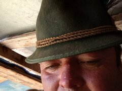 Caut o doamna frumoasa